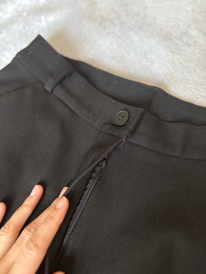 Черные брюки