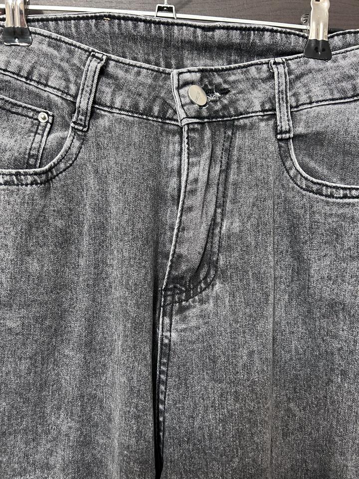 Джинсы прямые