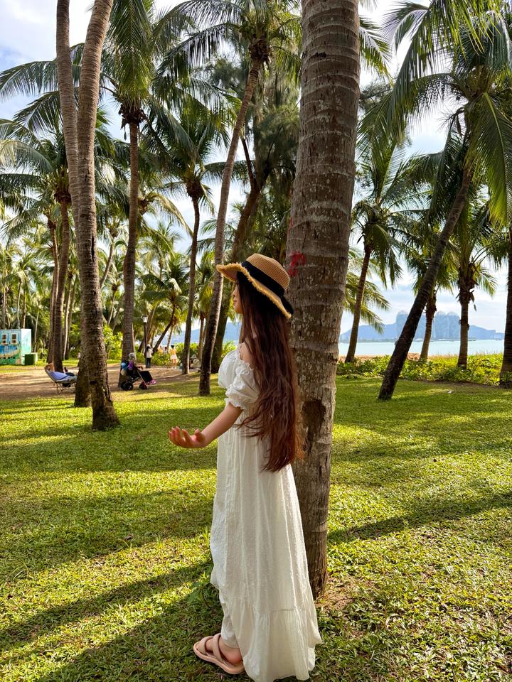 Двойка на отдых /юбка белая