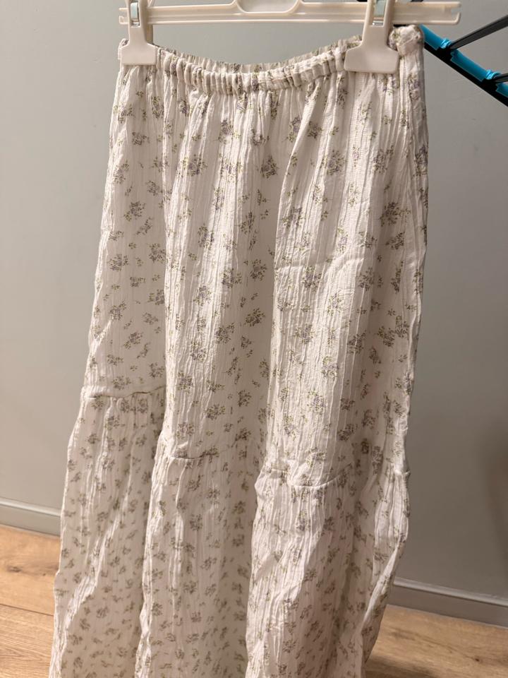 Юбка H&M в мелкий цветочек