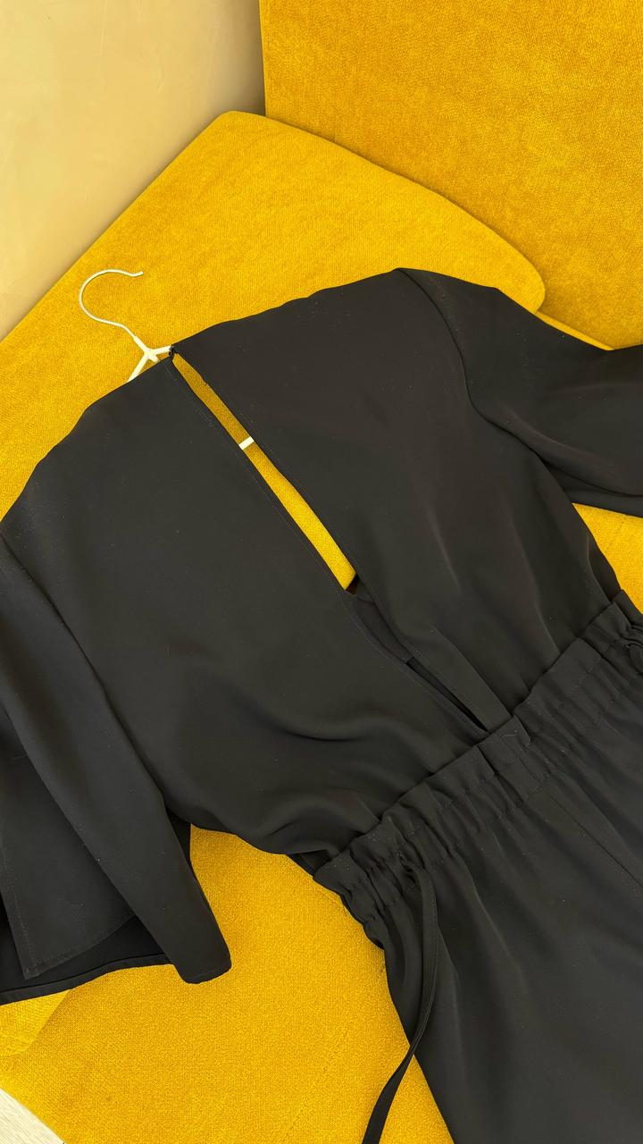 Чёрный комбинезон Zara
