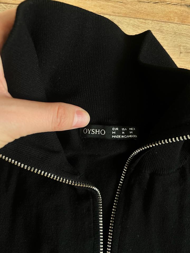 Черная трикотажная олимпийка Oysho