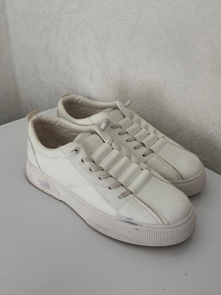 Мужские кроссовки