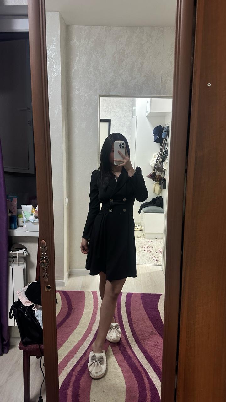 Платье черное