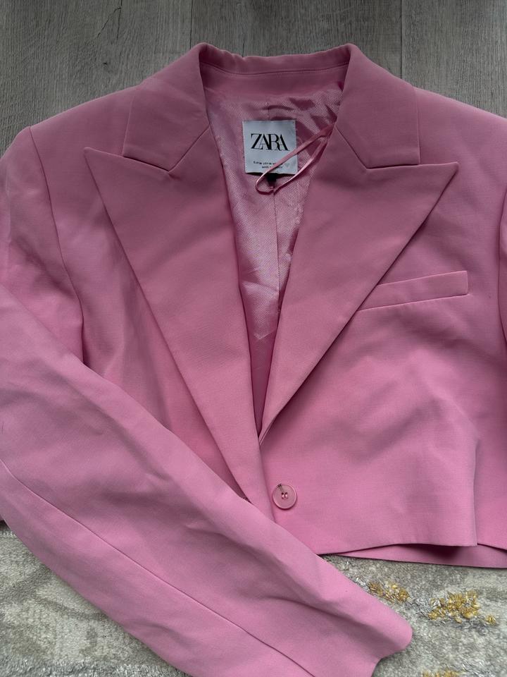 Zara пиджак розовый