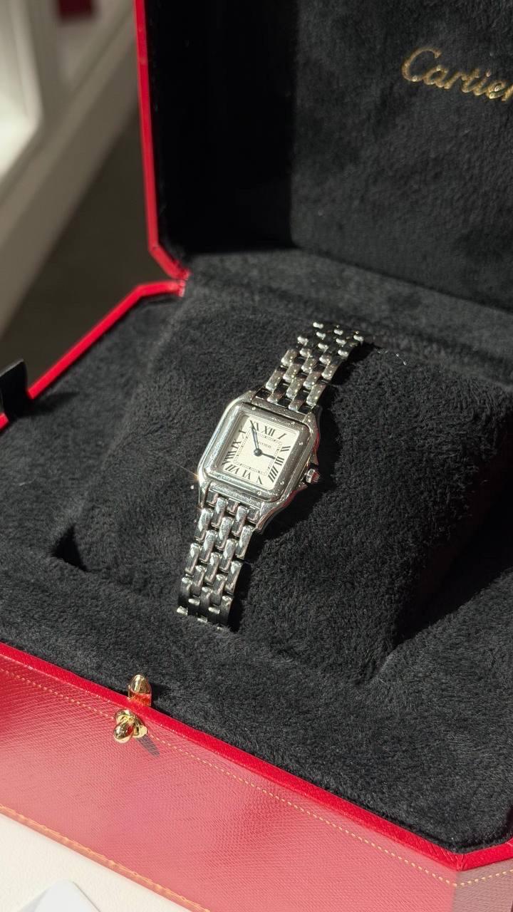 Часы PANTHÈRE DE CARTIER