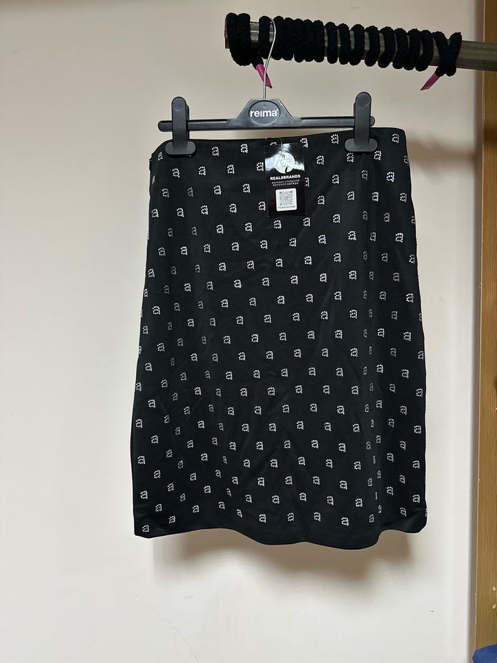 Юбка со стразами