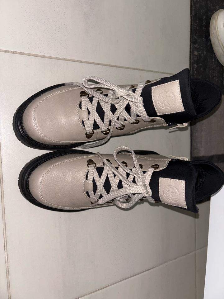 Женские ботинки Rieker из экокожи утепленные, бежевый