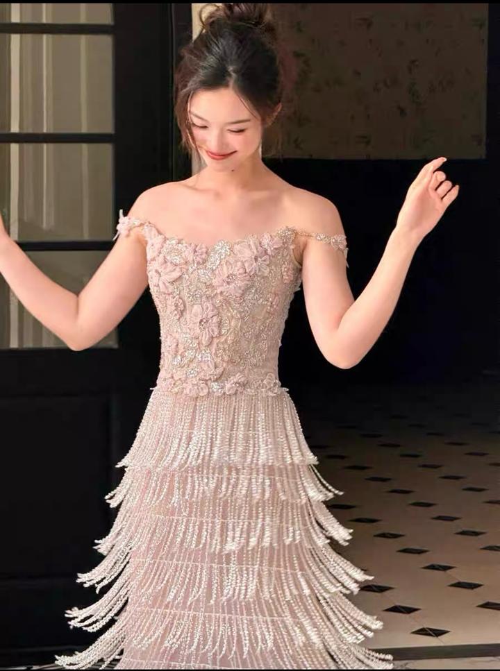 Вечернее платье