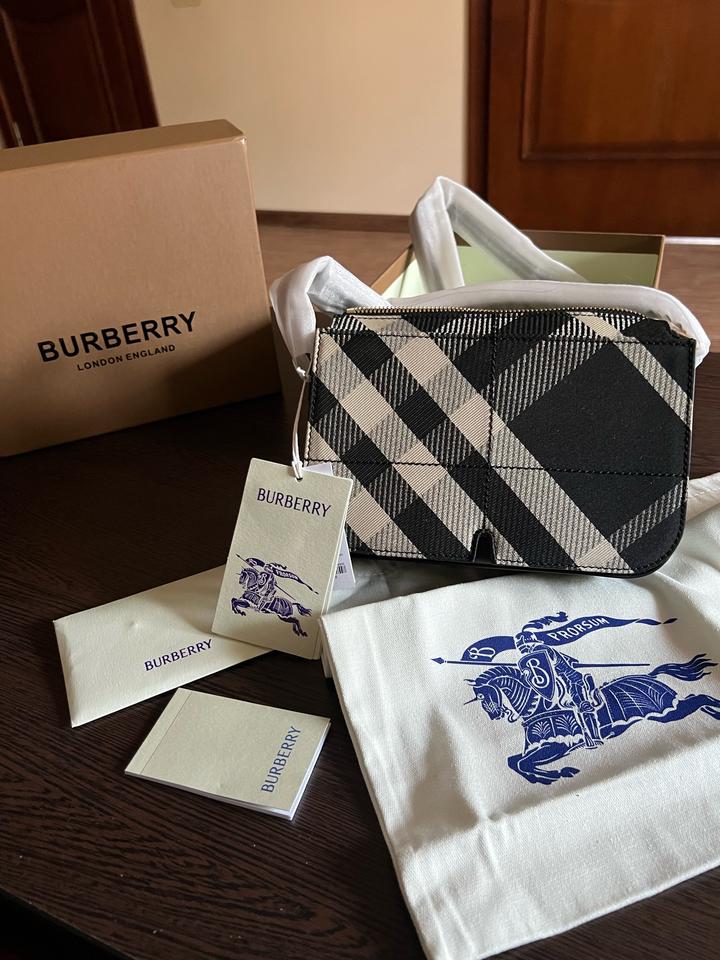 Сумка Burberry