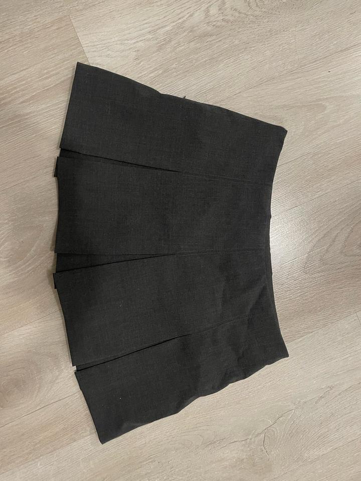 Юбка шорты серая Zara XS