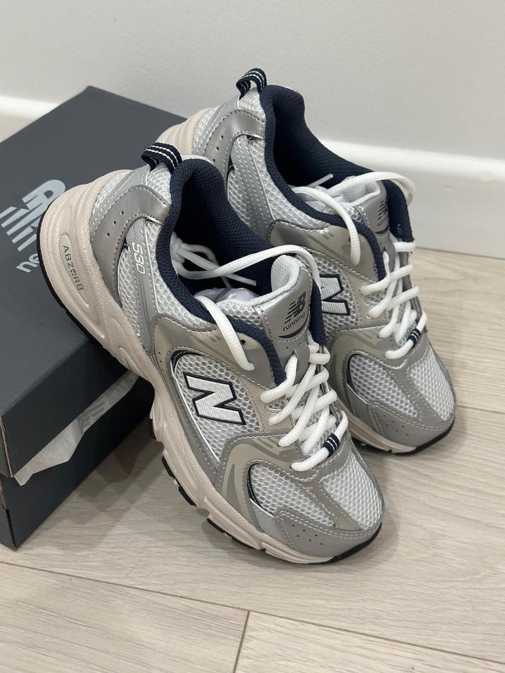 New Balance 530