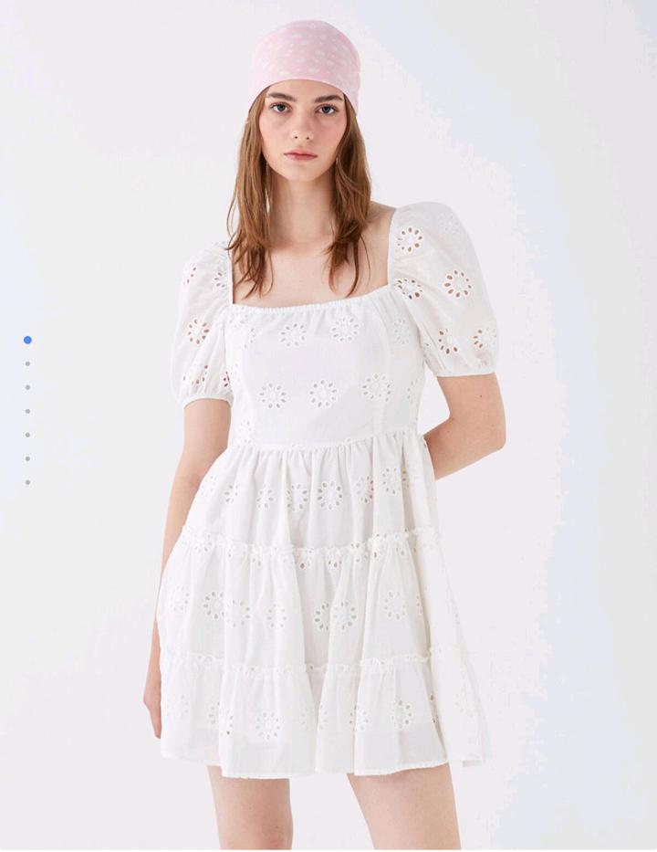 Платье в баварском стиле.