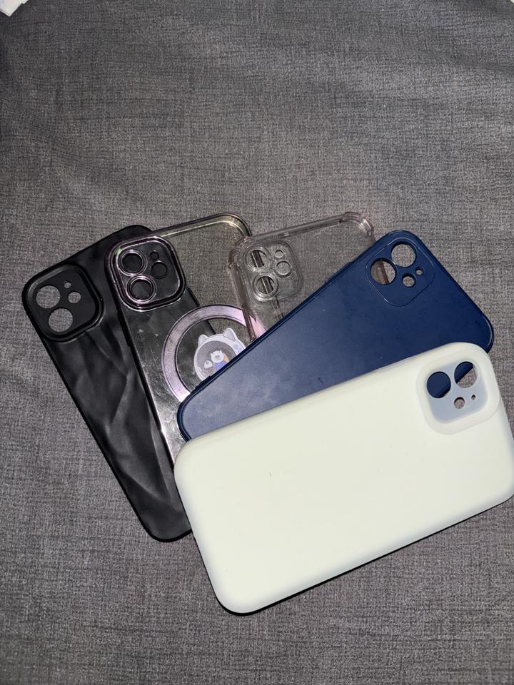 чехлы на айфон 11