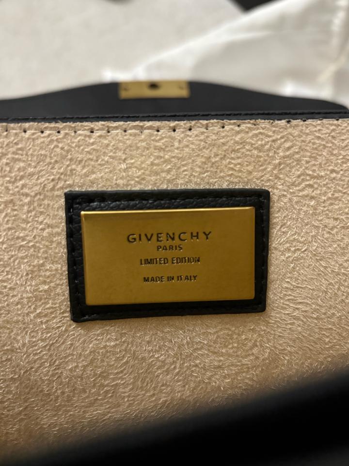 Сумкa Givenchy