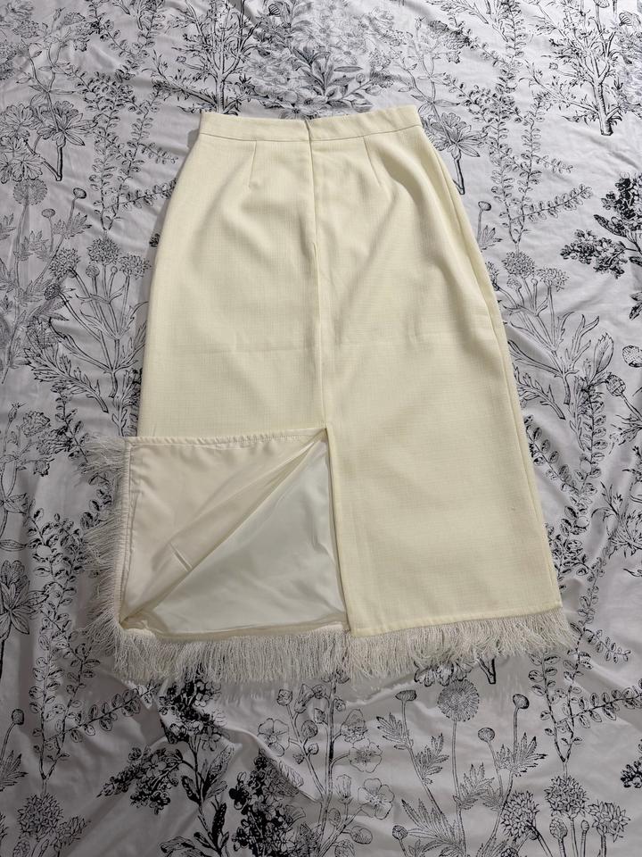 Двойка белая