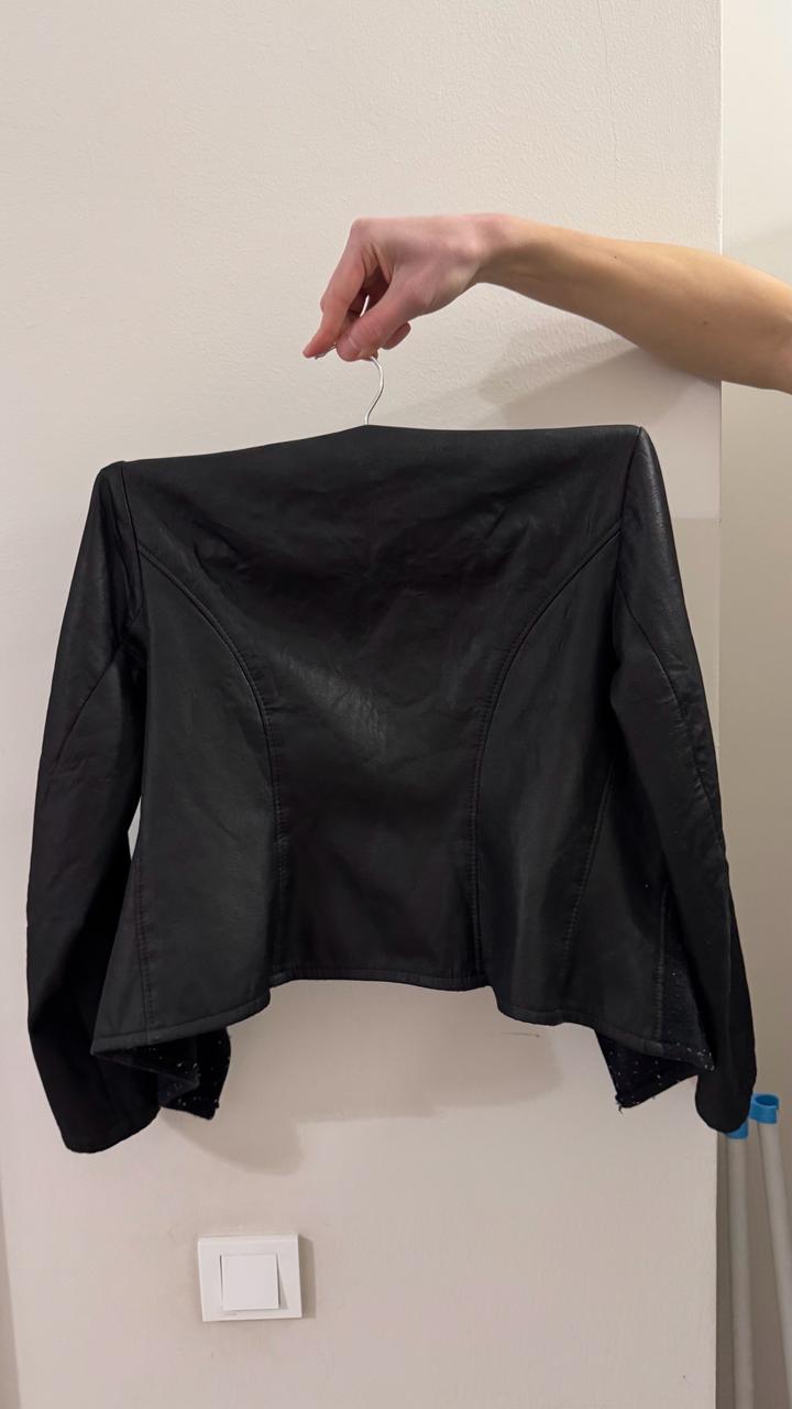 Черный жакет