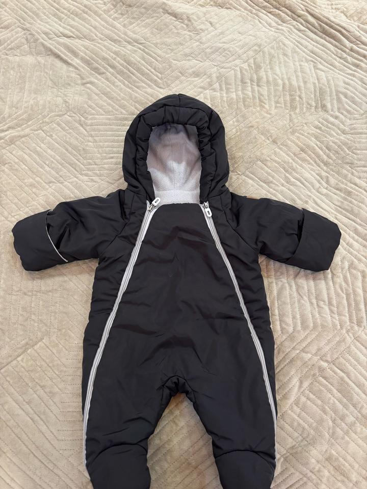 Детский зимний комбинезон
