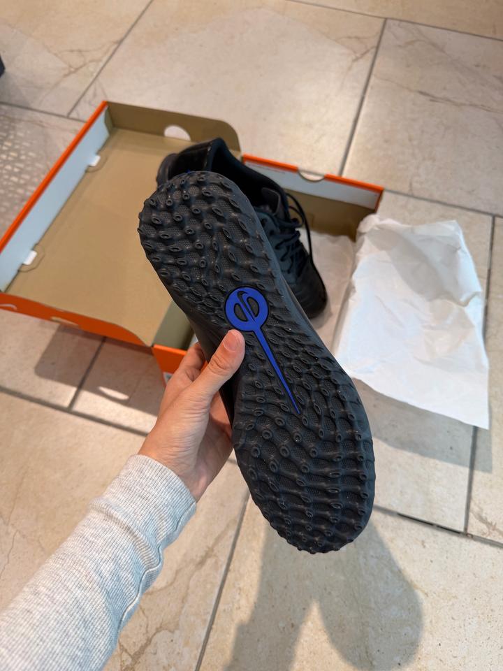 Обувь для футбола