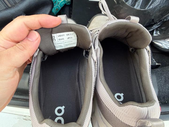 Мужские кроссовки ON