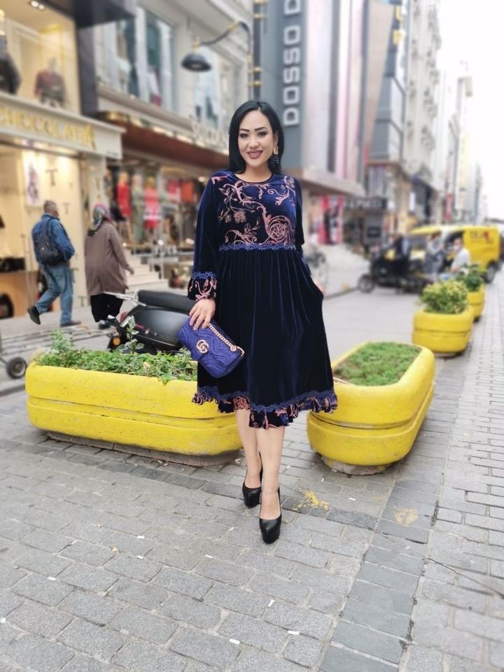 Бархатное платье