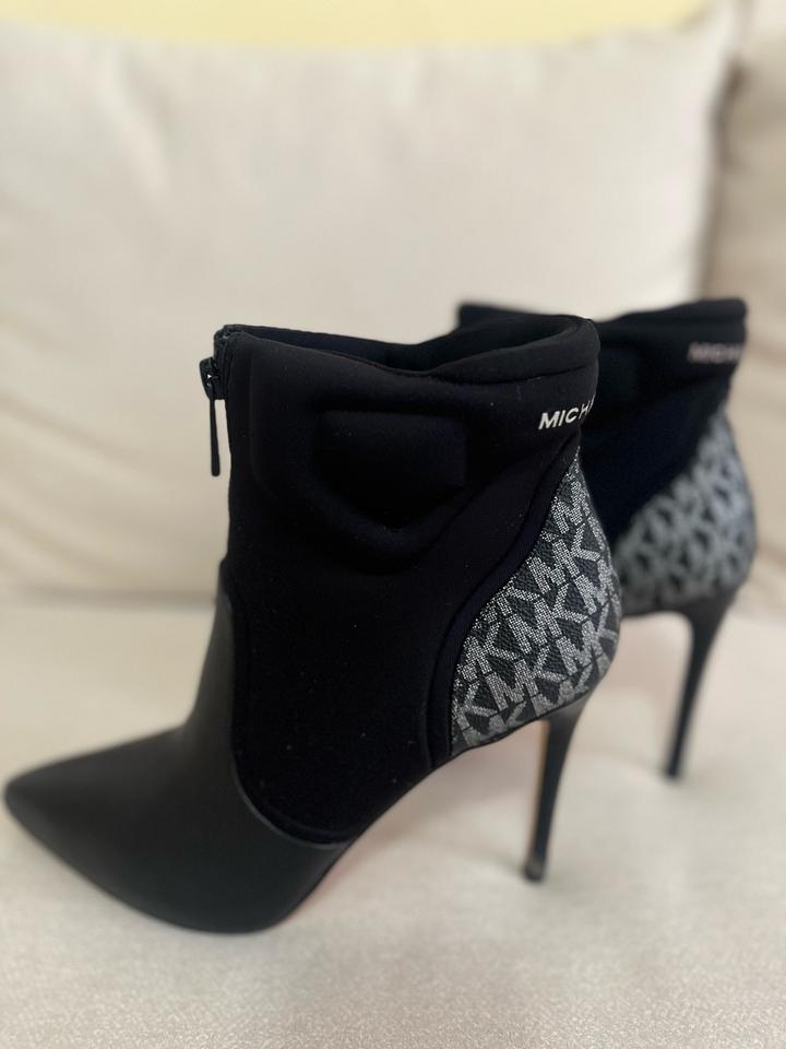 Ботильон Майкл Корс