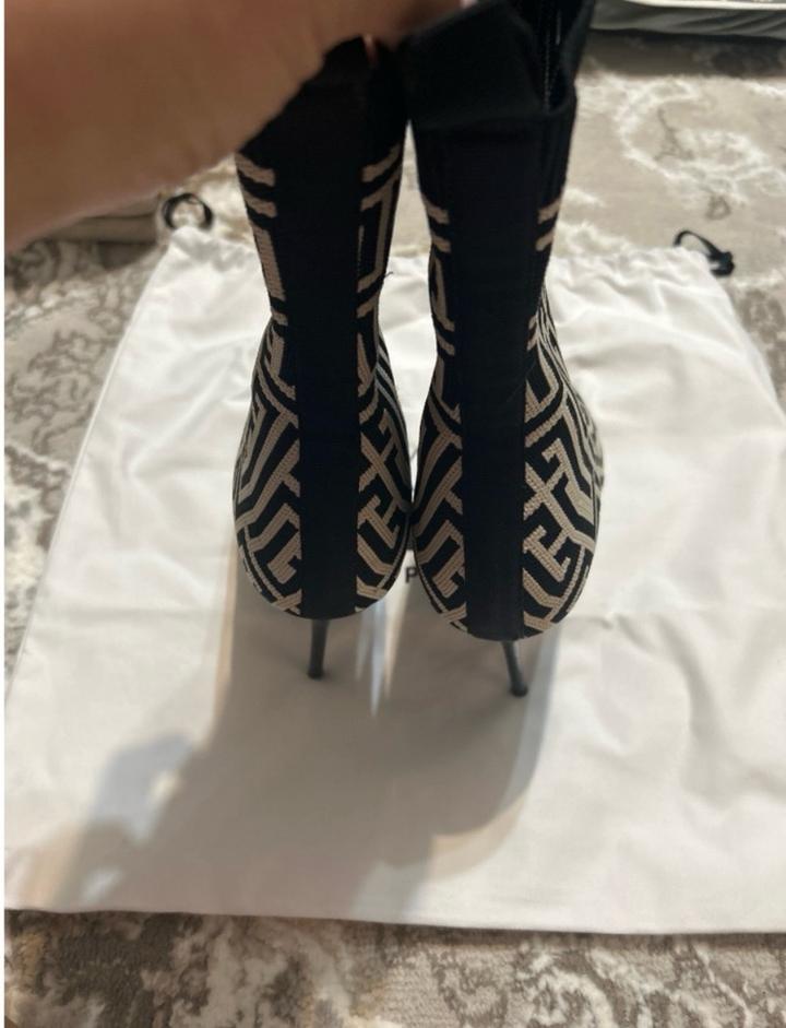 Ботильоны Balmain