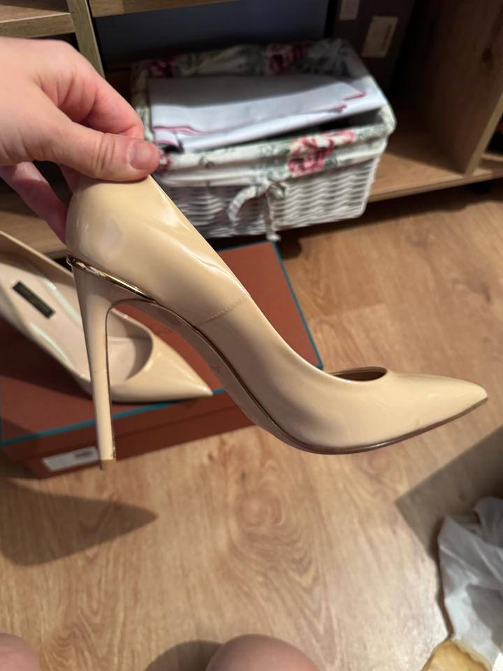 продам туфли лодочки Louis Vuitton