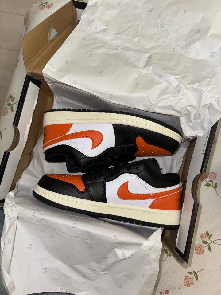 Кроссовки Nike