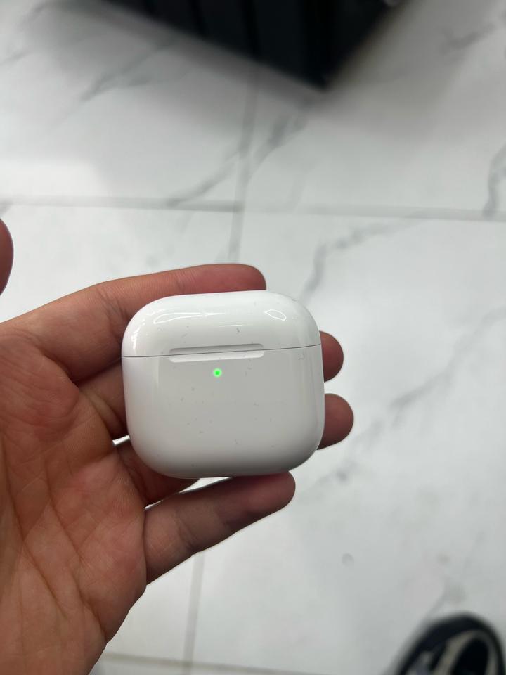 airpods 4