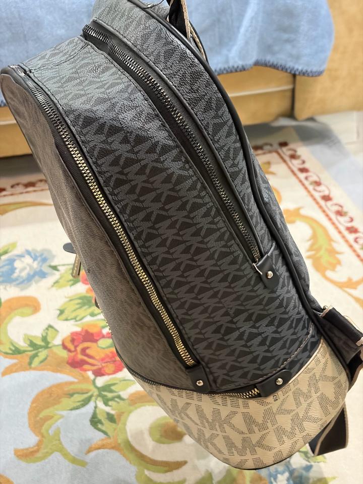 Рюкзак Michael Kors