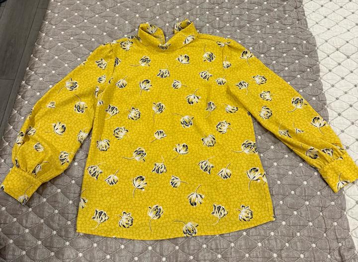 Блузка-кофта