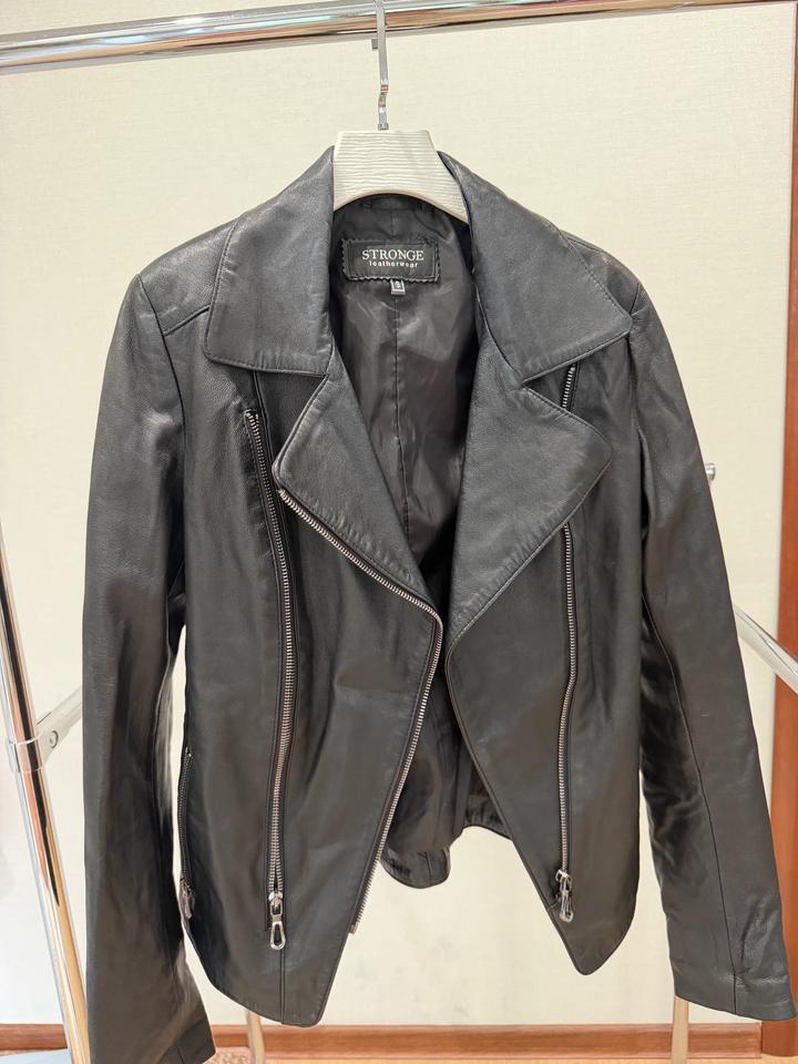 Натуральная кожаная куртка-косуха Stronge Leatherwear