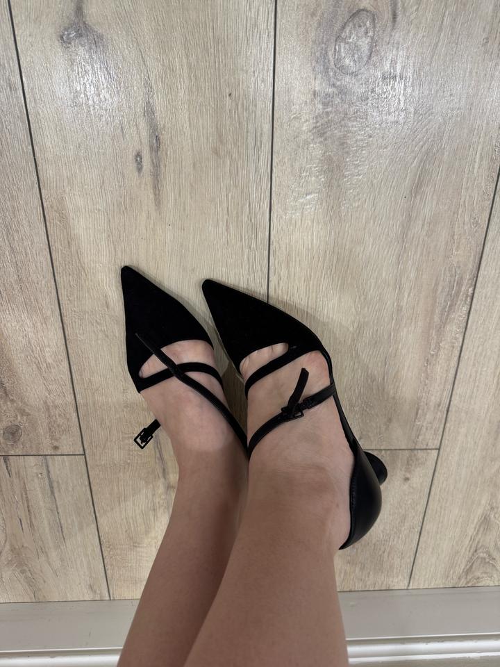 Туфли на низком каблуке от Charles and Keith