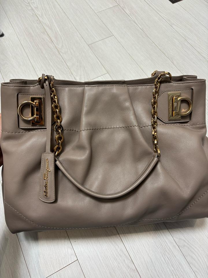 Новая Salvatore Ferragamo Gancini Chain Bag оригинал