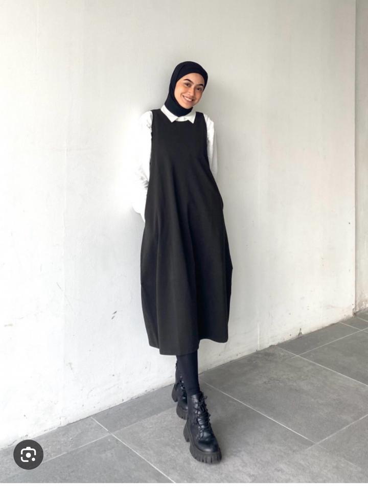 Платье Uniqlo