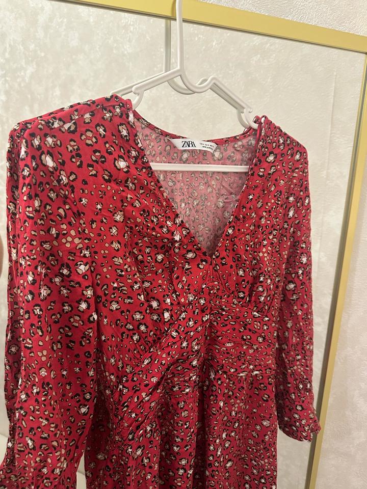 Платье Zara