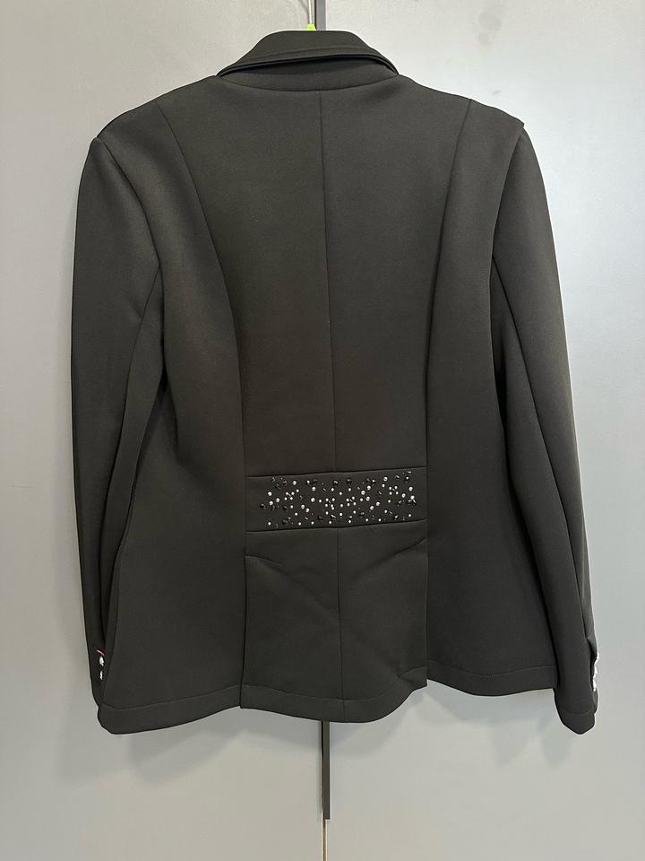 Пиджак(редингот)для верховой езды