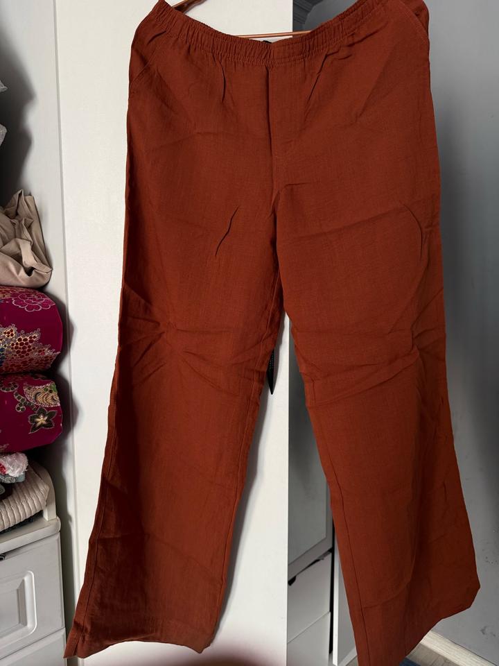 Льняные брюки от Zara