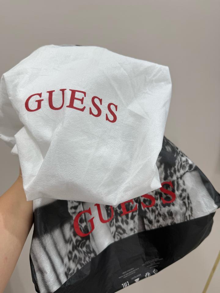 Сумка guess