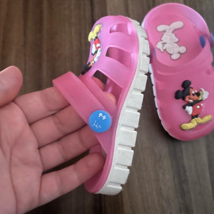 Детские кроксы