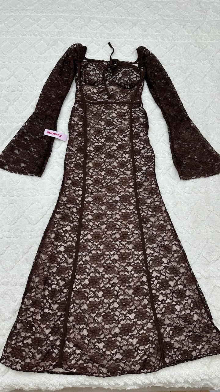 Коричневое платье