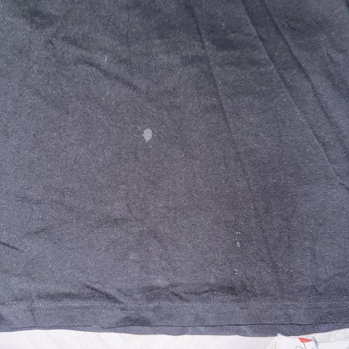 черная футболка H&M