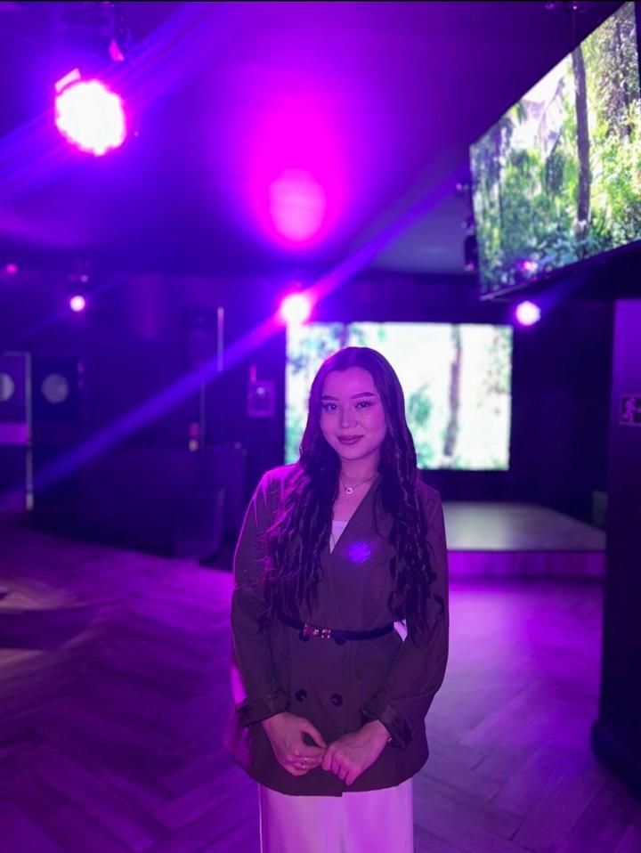 Коричневый пиджак