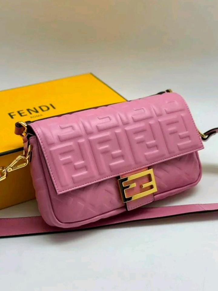 Сумка Fendi baguette bag pink💘