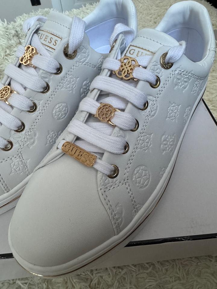 Guess кроссовки