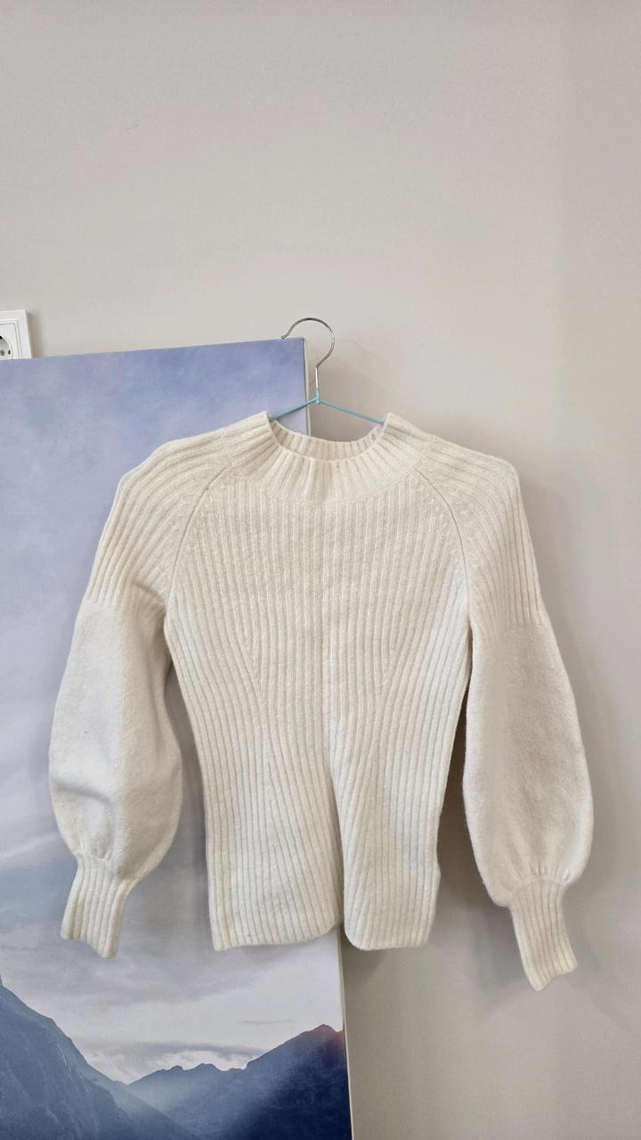 Кашемировая кофта из итальянского брэнда