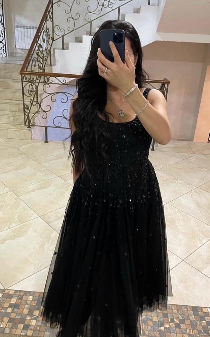 Чёрное платье Needle & thread