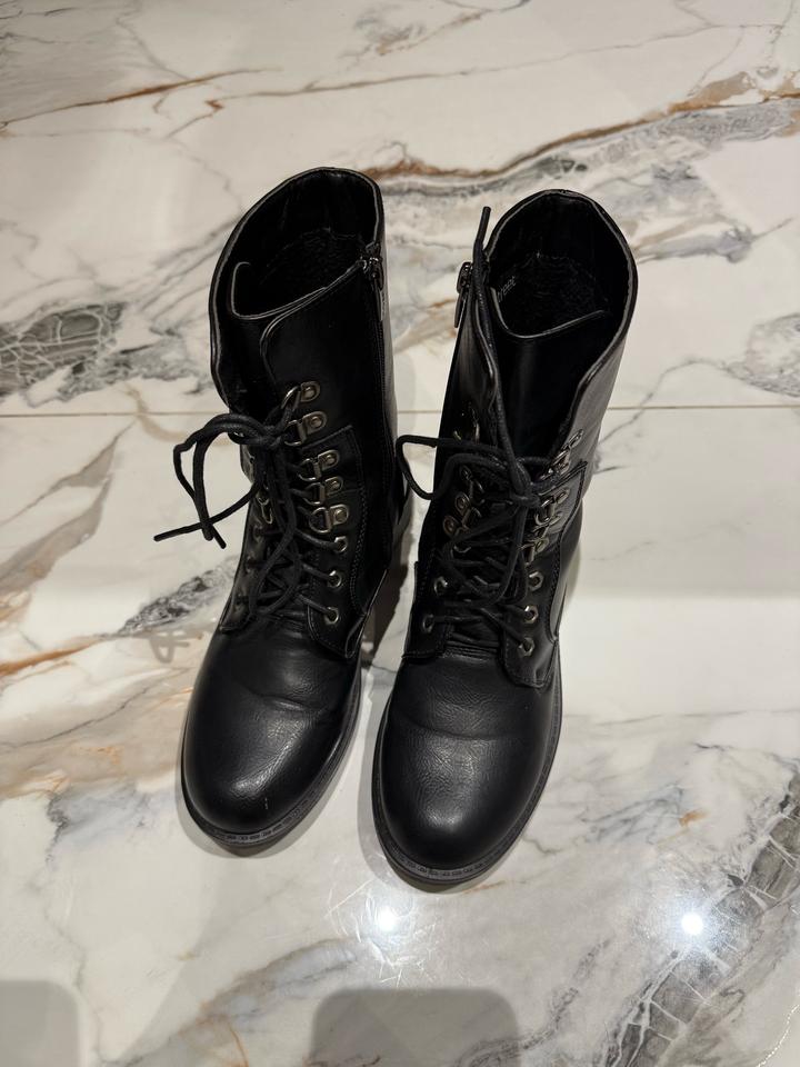 Черные ботинки Instreet