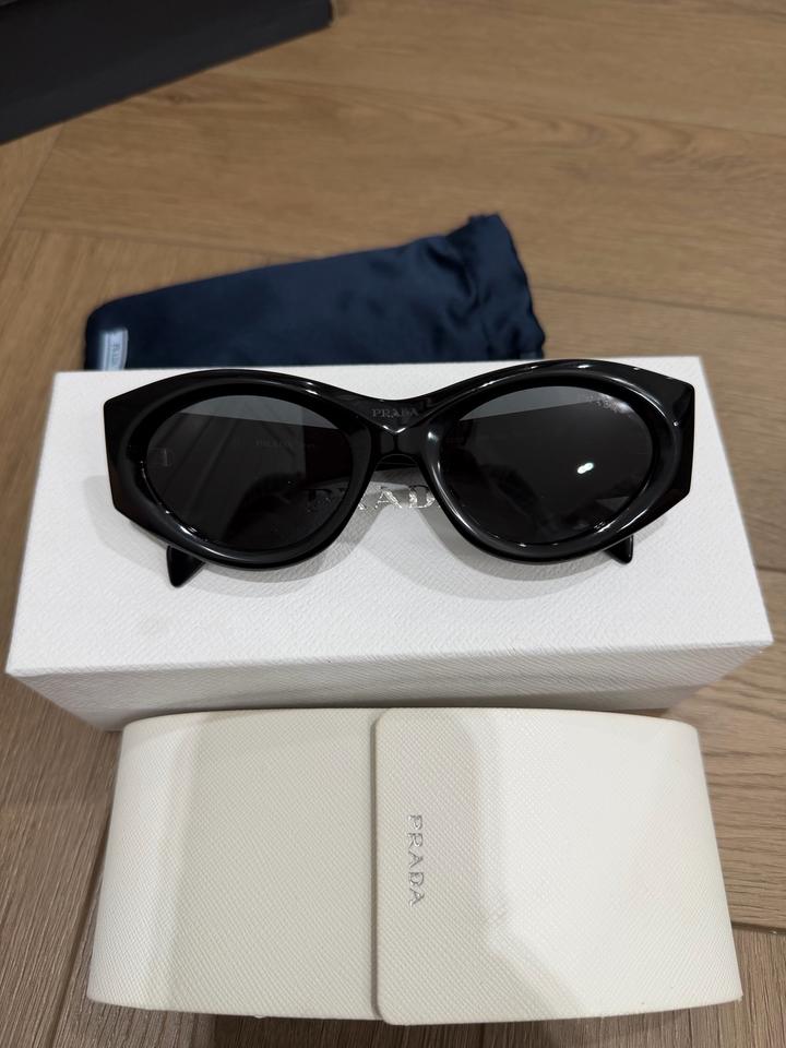 Очки PRADA